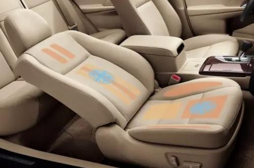 按摩座椅.jpg 按摩座椅.jpg